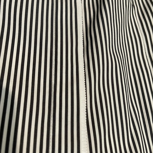 WHBM Striped grey/white long sleeve Top Sz 2 NWT - Picture 6 of 7